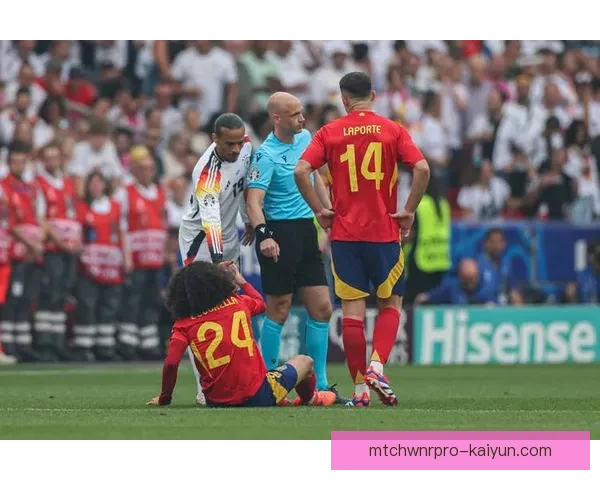 欧洲杯经典战役呈现出精彩对决与激烈竞争，值得关注的历史时刻陆续回顾。